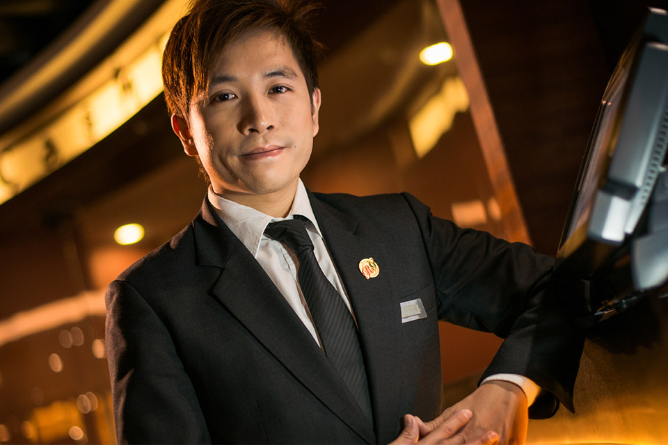 Quản lý khách sạn